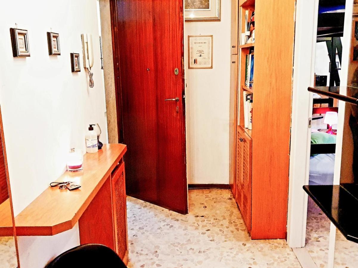 Lessona House Apartment Milan Bagian luar foto